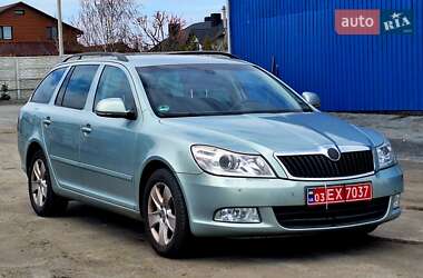 Универсал Skoda Octavia 2010 в 