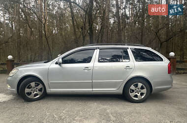 Универсал Skoda Octavia 2011 в 
