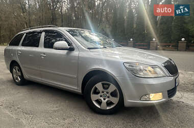 Универсал Skoda Octavia 2011 в 