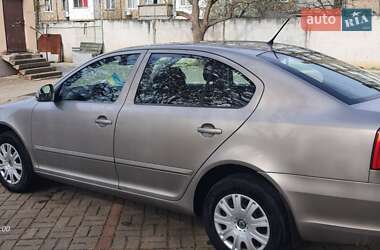 Ліфтбек Skoda Octavia 2012 в 