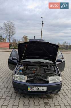 Ліфтбек Skoda Octavia 2003 в 
