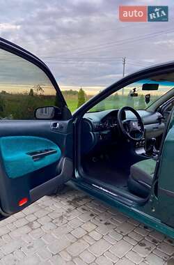 Ліфтбек Skoda Octavia 2000 в 