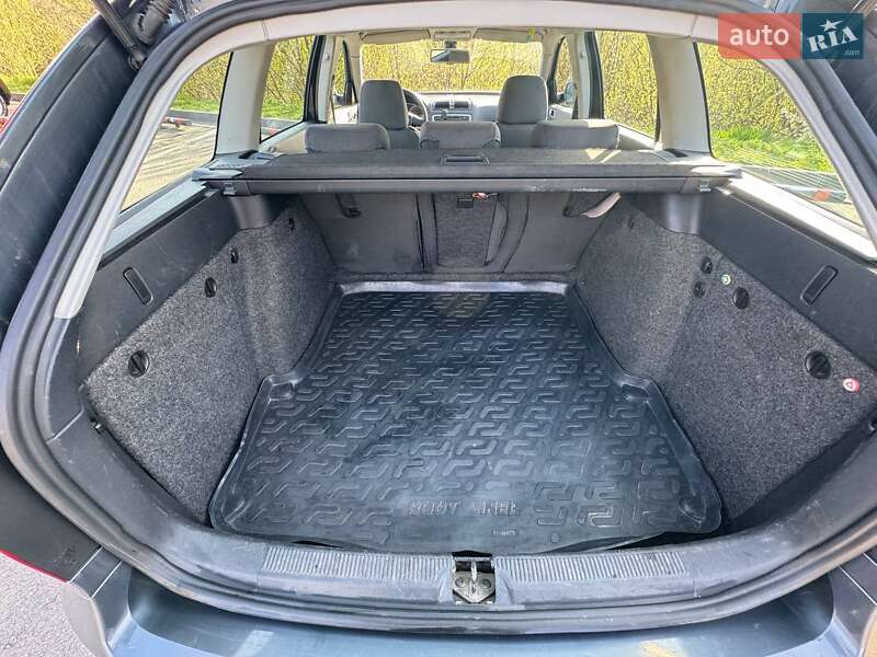 Универсал Skoda Octavia 2011 в Харькове