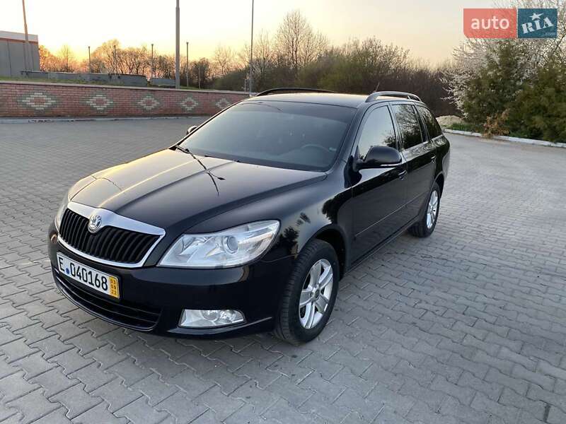 Универсал Skoda Octavia 2011 в 