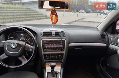 Лифтбек Skoda Octavia 2011 в 