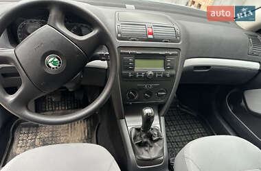 Ліфтбек Skoda Octavia 2006 в 