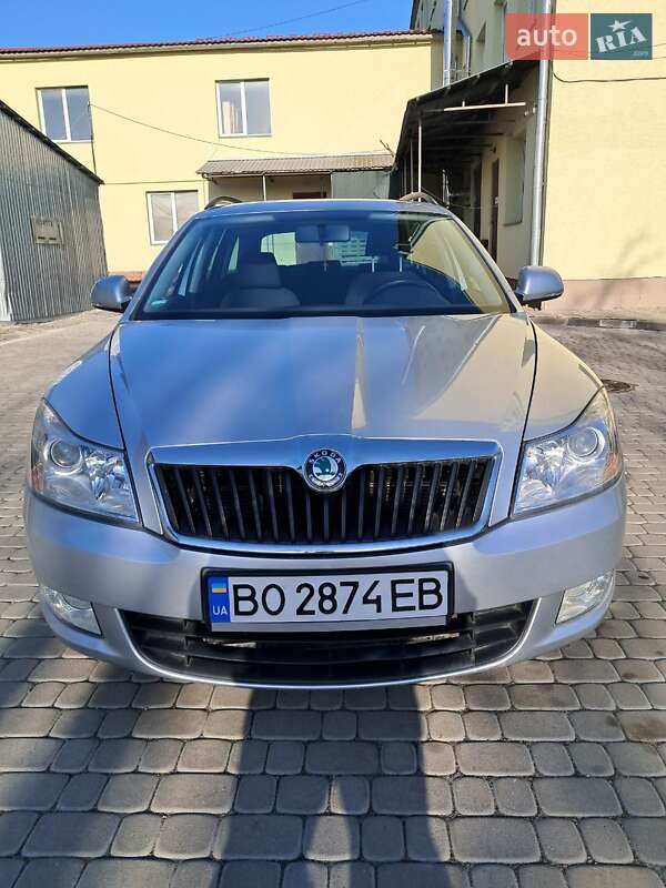 Универсал Skoda Octavia 2011 в 