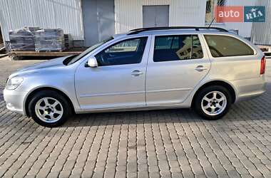 Универсал Skoda Octavia 2011 в 