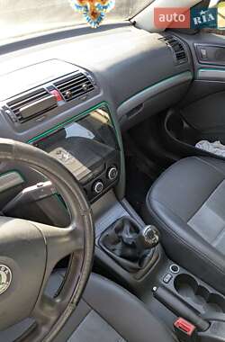 Ліфтбек Skoda Octavia 2006 в 