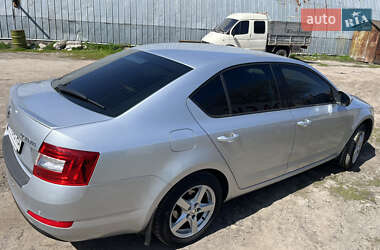 Лифтбек Skoda Octavia 2013 в 