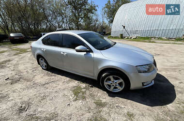 Лифтбек Skoda Octavia 2013 в 