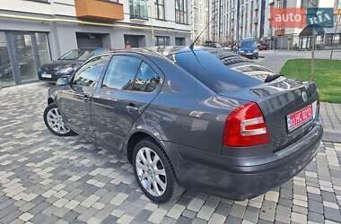 Лифтбек Skoda Octavia 2008 в 