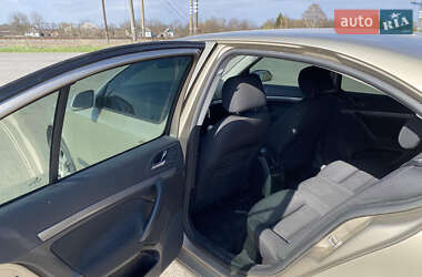 Лифтбек Skoda Octavia 2005 в 