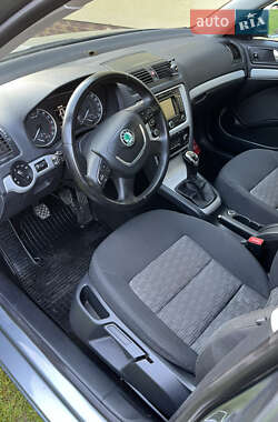 Лифтбек Skoda Octavia 2012 в 
