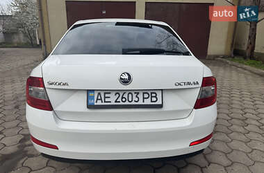 Лифтбек Skoda Octavia 2013 в 