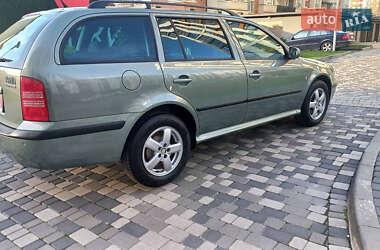 Универсал Skoda Octavia 2003 в 