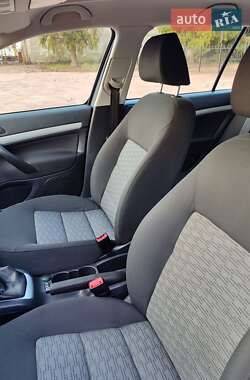 Универсал Skoda Octavia 2010 в 