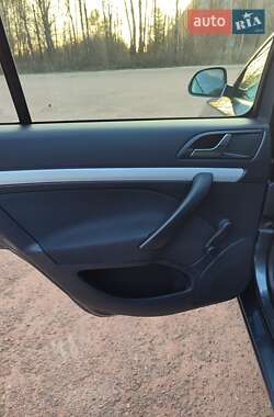 Универсал Skoda Octavia 2010 в 