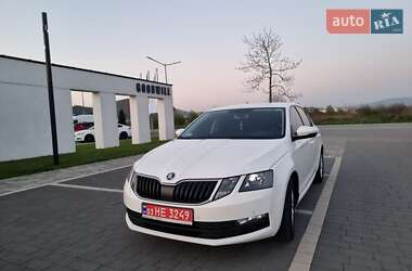 Ліфтбек Skoda Octavia 2018 в 