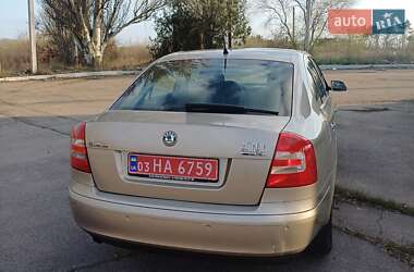 Ліфтбек Skoda Octavia 2004 в 