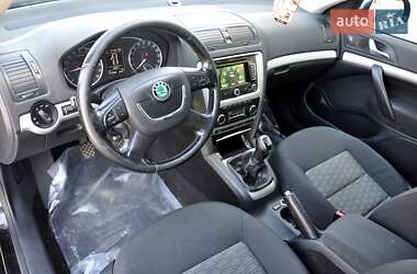 Универсал Skoda Octavia 2012 в 