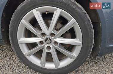 Универсал Skoda Octavia 2010 в 