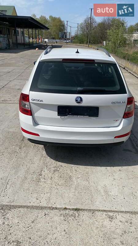 Универсал Skoda Octavia 2014 в Стрые
