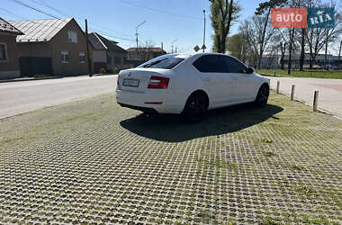Лифтбек Skoda Octavia 2013 в 