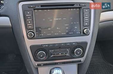 Лифтбек Skoda Octavia 2009 в 