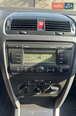 Лифтбек Skoda Octavia 2008 в 