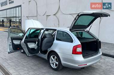 Универсал Skoda Octavia 2012 в 