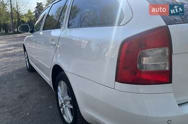 Универсал Skoda Octavia 2011 в 