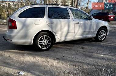 Универсал Skoda Octavia 2011 в 
