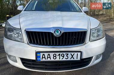 Универсал Skoda Octavia 2011 в 