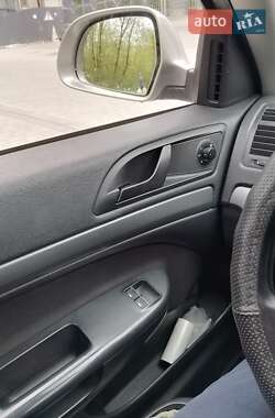 Лифтбек Skoda Octavia 2011 в 
