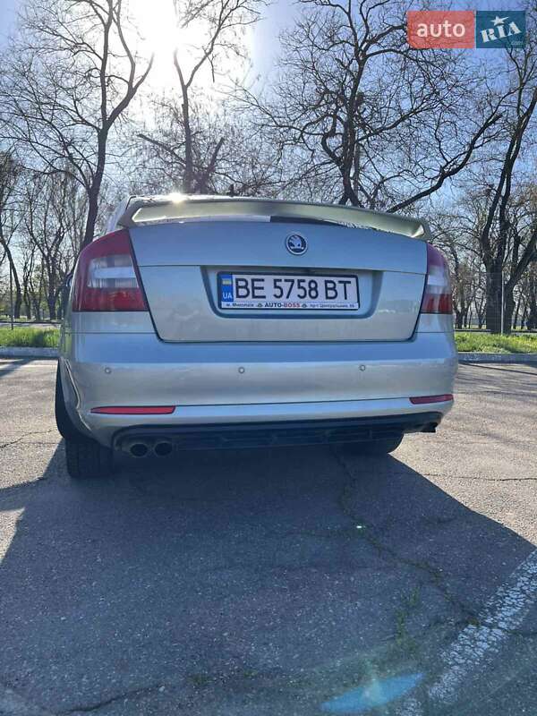 Лифтбек Skoda Octavia 2011 в Николаеве