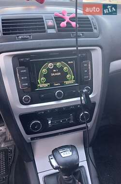 Универсал Skoda Octavia 2010 в 