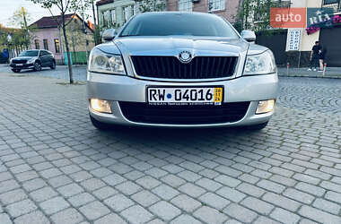 Универсал Skoda Octavia 2010 в 