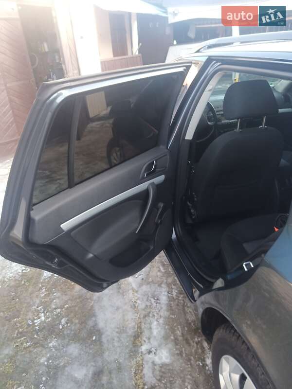 Універсал Skoda Octavia 2008 в Локачах