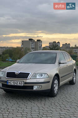 Лифтбек Skoda Octavia 2005 в 