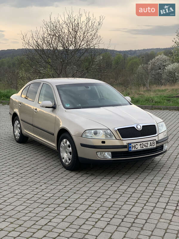 Лифтбек Skoda Octavia 2005 в Львове