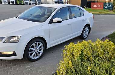 Лифтбек Skoda Octavia 2017 в 