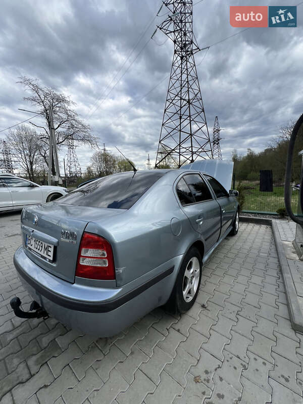 Лифтбек Skoda Octavia 2003 в Львове