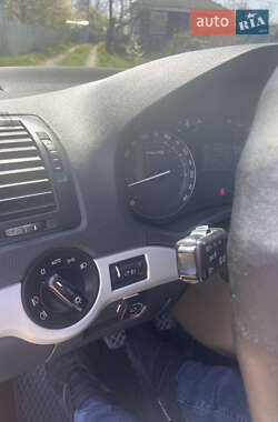 Лифтбек Skoda Octavia 2005 в 