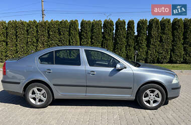 Лифтбек Skoda Octavia 2005 в 