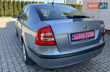 Лифтбек Skoda Octavia 2005 в 