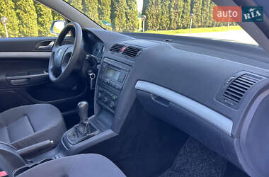 Лифтбек Skoda Octavia 2005 в 