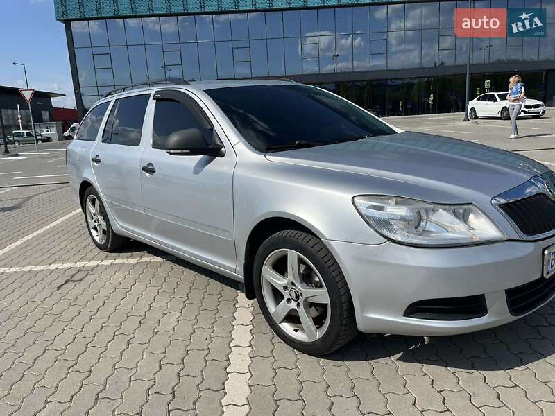 Универсал Skoda Octavia 2011 в Львове