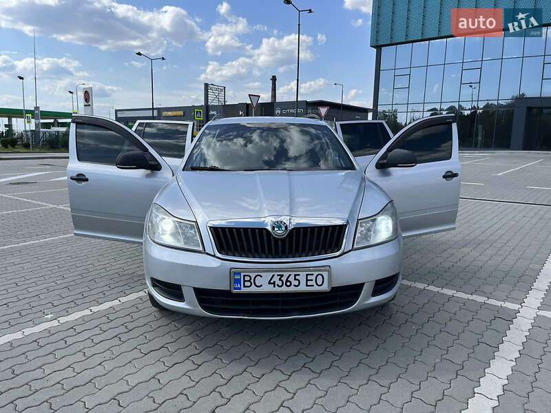 Универсал Skoda Octavia 2011 в Львове