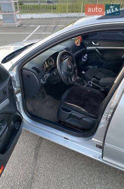 Универсал Skoda Octavia 2010 в 